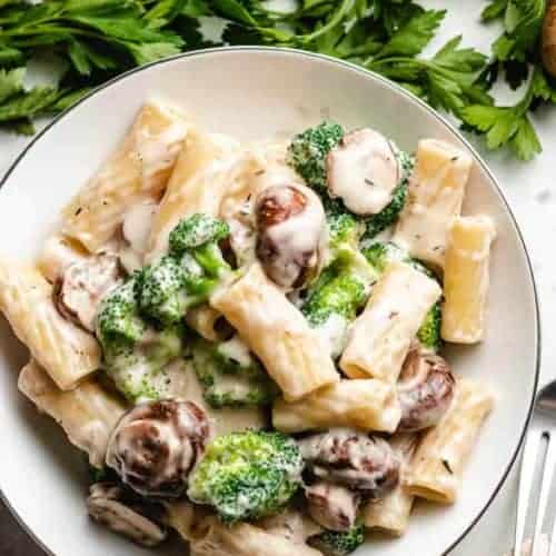 Creamy Mushroom Broccoli Pasta