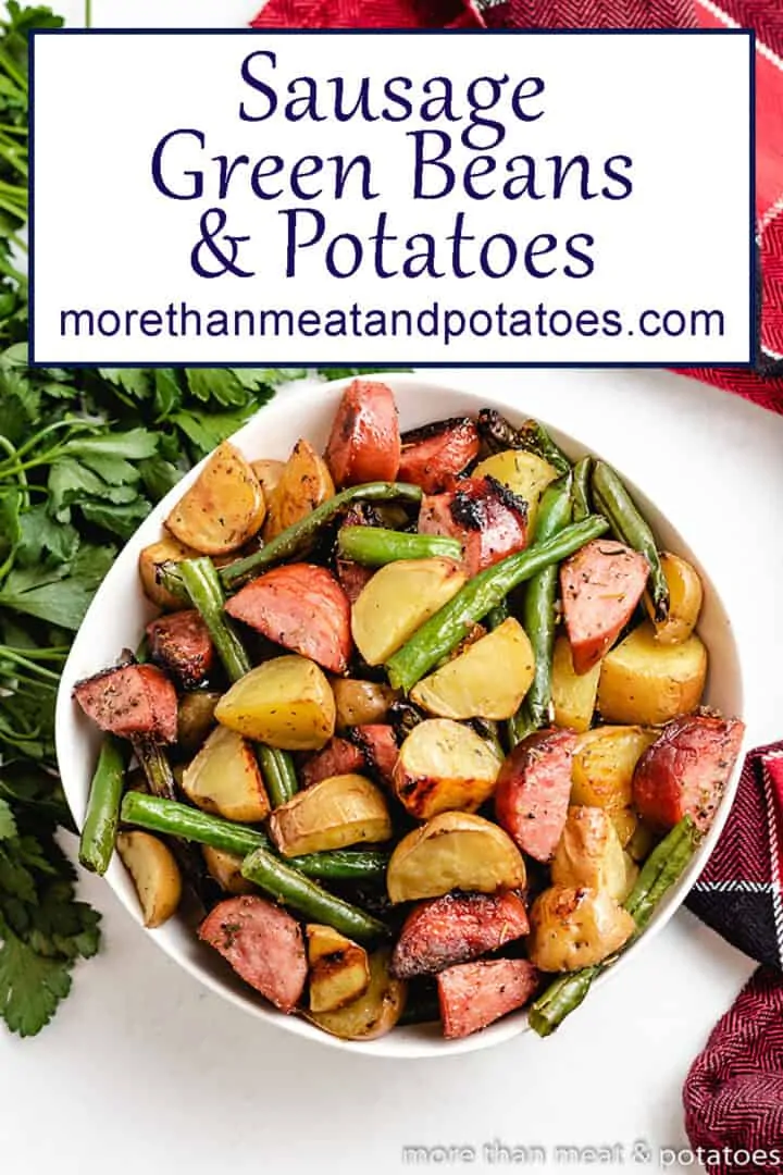 A top-down view of the finished sausage green beans and potatoes.