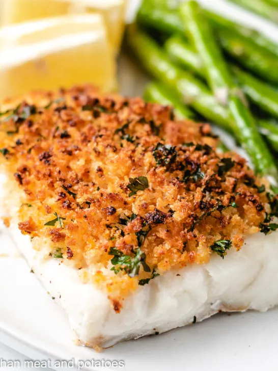 Baked cod with panko and asparagus.