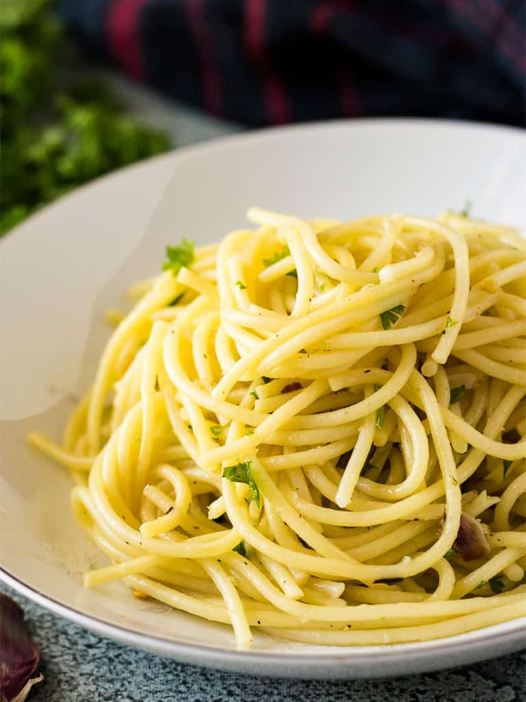 Garlic And Olive Oil Pasta | More Than Meat And Potatoes