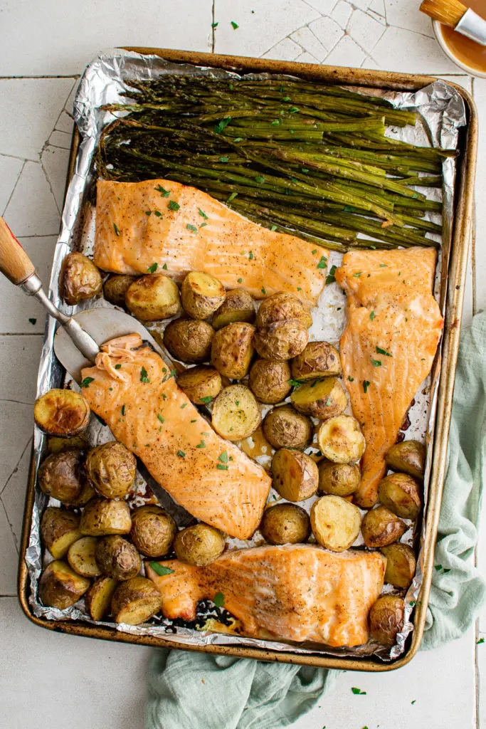 Top down view of sheet pan salmon dinner.