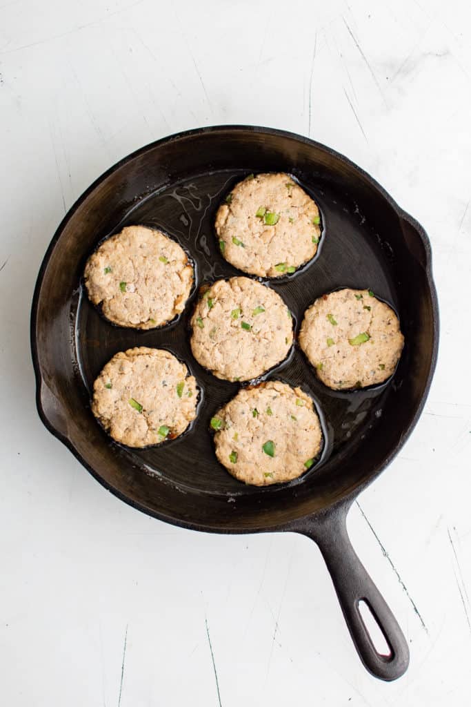 Salmon croquettes in cast iron.