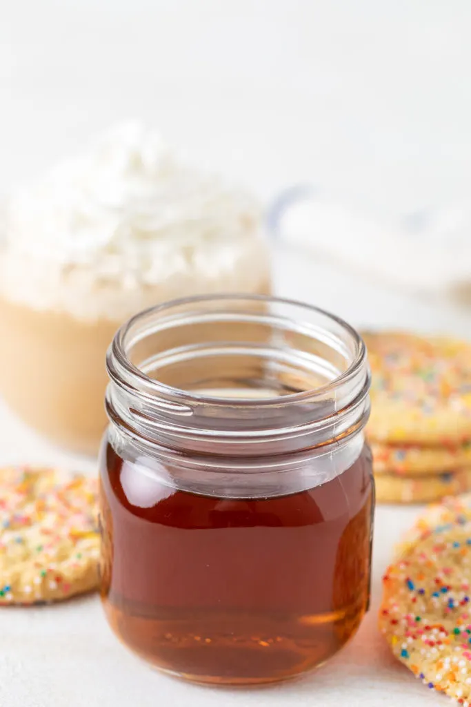 Cookie flavored simple syrup in a mason jar.
