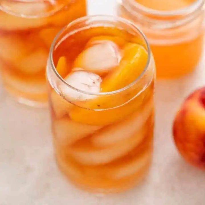 Close up view of a glass of iced tea.