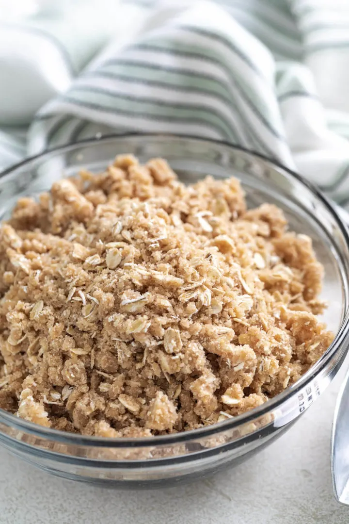 Brown sugar and oat topping for crisps and crumbles.