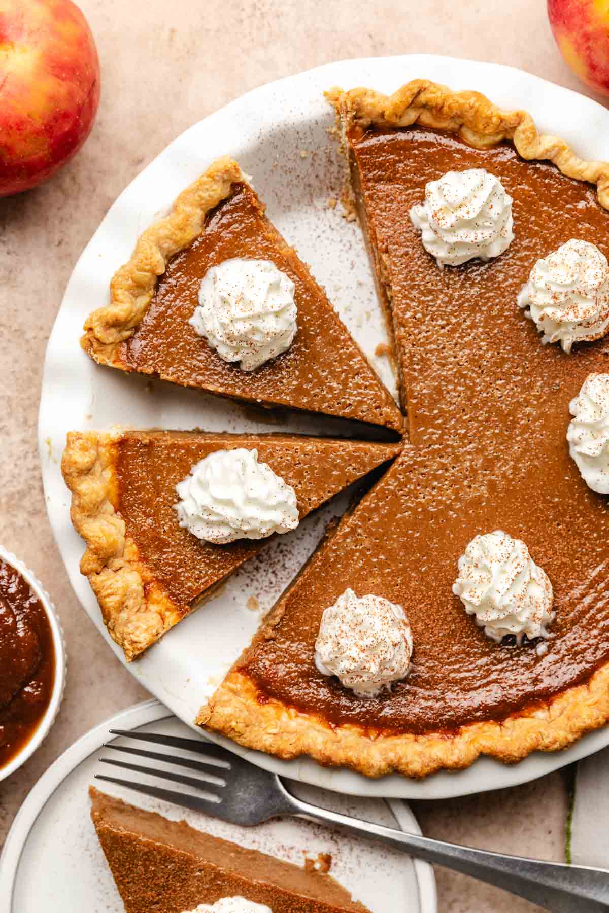 Top down view of a pie in a pie plate.