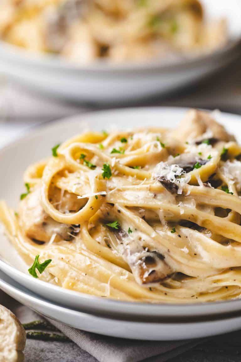 Creamy Chicken Mushroom Fettuccine