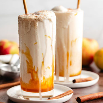 2 Ingredient Apple Cider Floats Straws in apple cider floats.