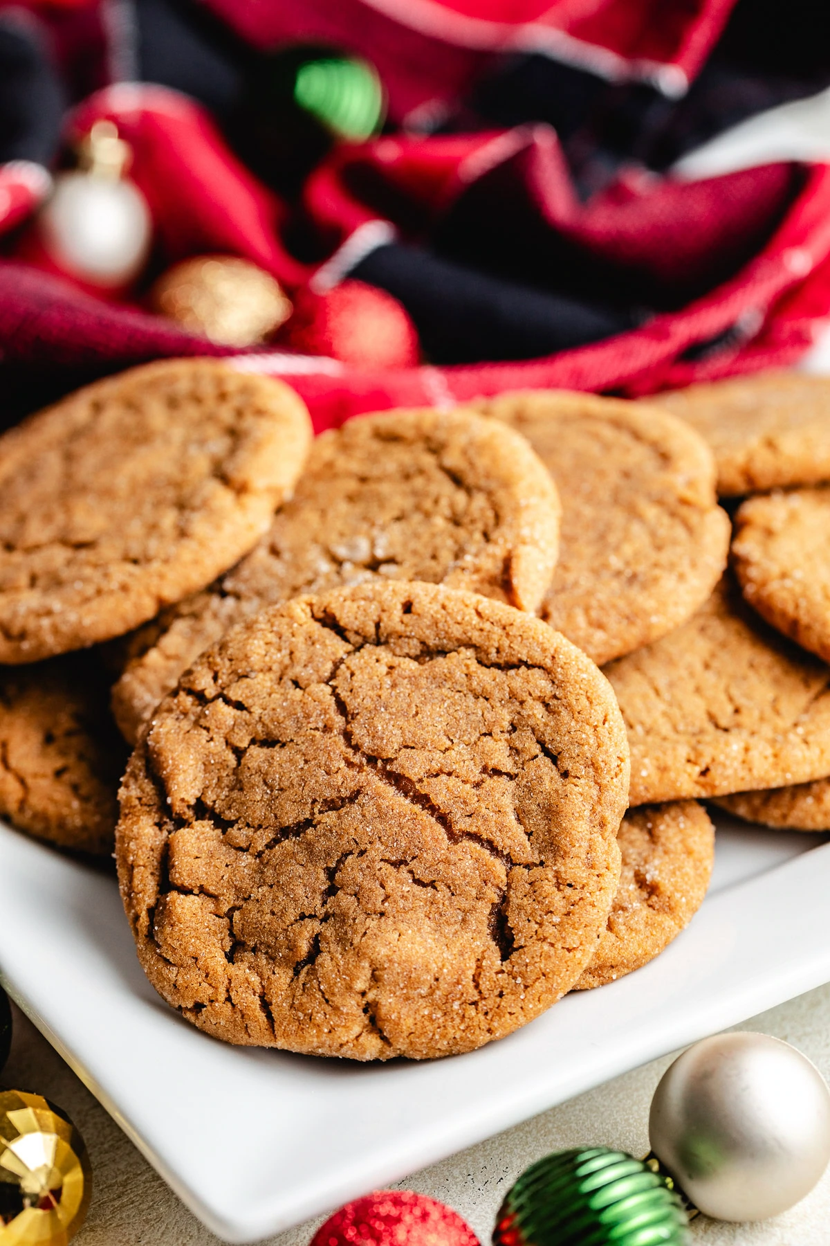 Plate of cookies with decorations.